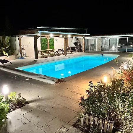 Le Clos De Pierres Grande Maison Jusqu'à 28 Pers Sauna Piscine Pétanque Villa *
