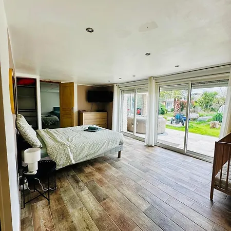 Le Clos De Pierres Grande Maison Jusqu'à 28 Pers Sauna Piscine Pétanque Villa *